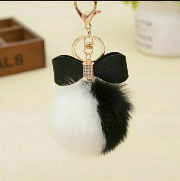 Accessories - NEW TWO-TONE POM-POM WITH BOW KEYCHAIN